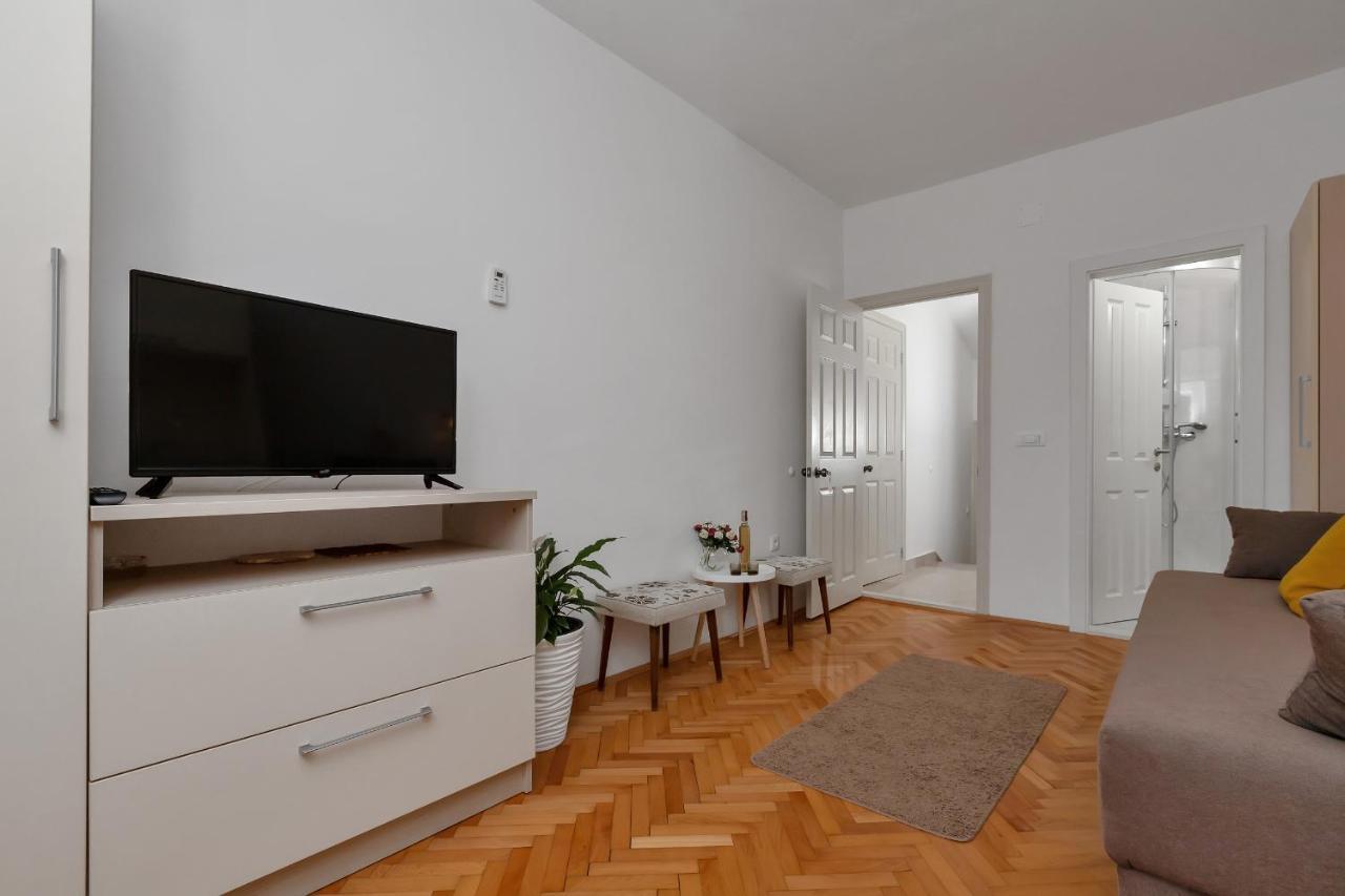 Apartments Marija Тучепи Экстерьер фото